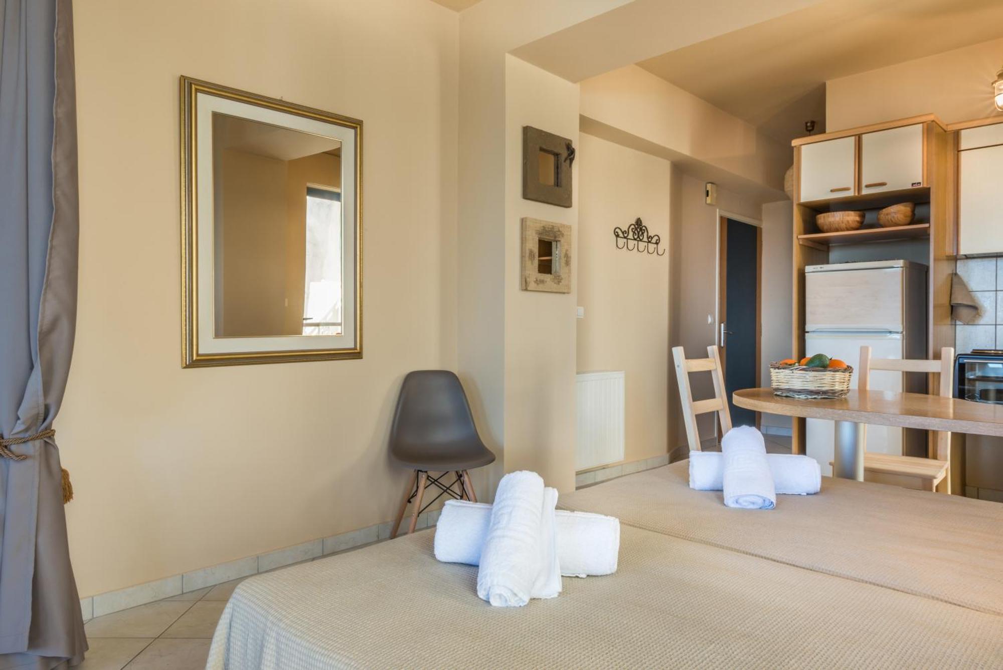 Nais Apartments & Studios خانيا الغرفة الصورة