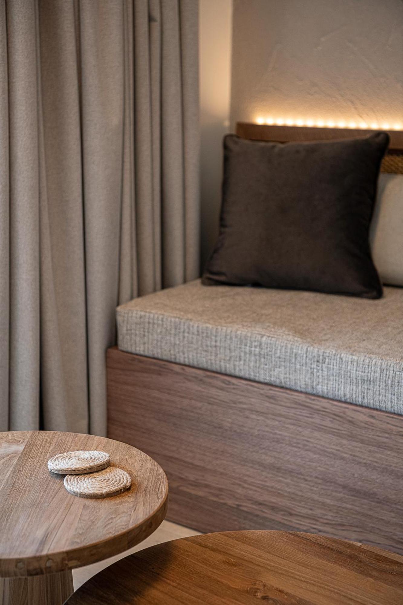 Nais Apartments & Studios خانيا الغرفة الصورة